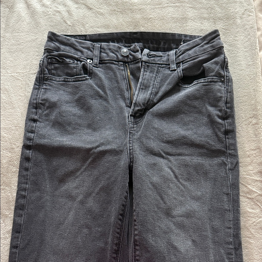 American Eagle Curvy Mom Jeans